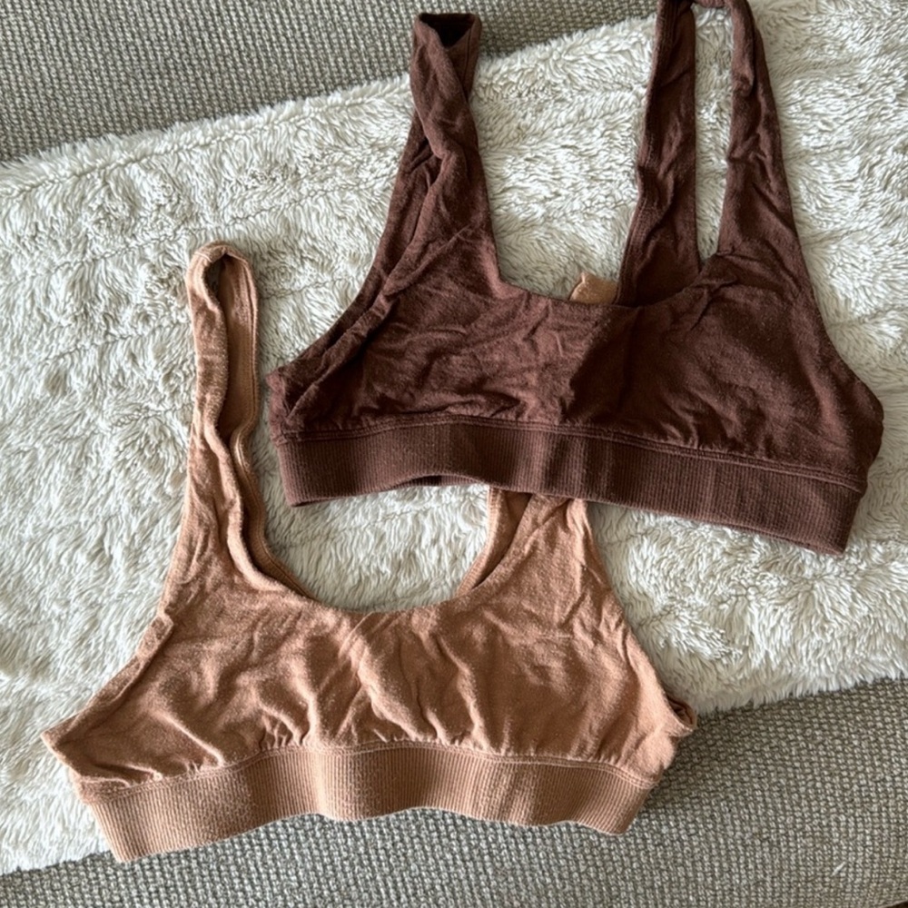 Skims sports bras